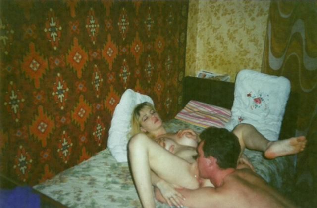 Ретро секс интересных парочек у себя дома - секс порно фото